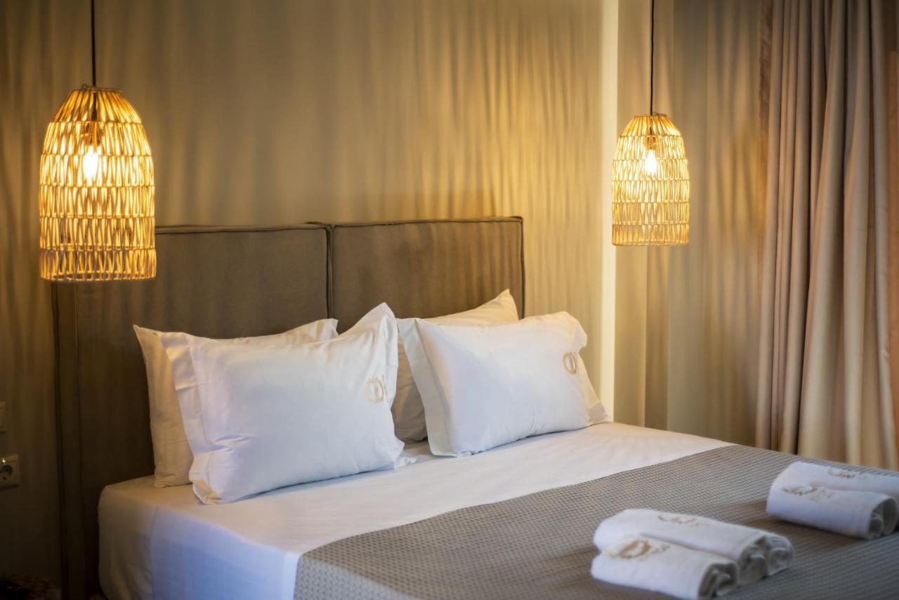 Theros Suites Dhiminio ภายนอก รูปภาพ