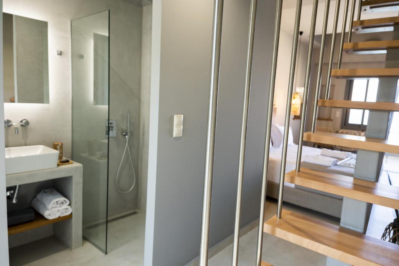 Theros Suites Dhiminio ภายนอก รูปภาพ