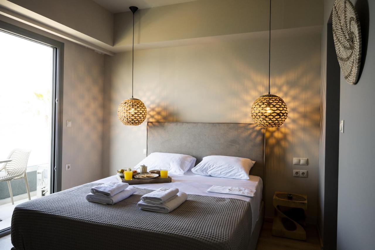 Theros Suites Dhiminio ภายนอก รูปภาพ
